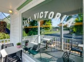 Chambre 302 de l'hôtel Victoria confortable et moderne