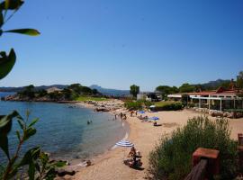 Glamping Costa Smeralda, hotel in Baraccamenti