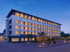 Hotel Santika Lahat