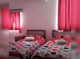 Hotel Photo: Guesthouse Vila Nova