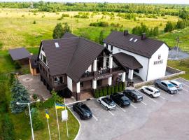 Royal Wood Hotel, hotel sa Rokytne