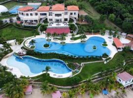 Pristine breeze, hotelli kohteessa French Harbor