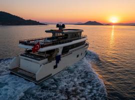 Explorer Yacht, hotel in Fethiye