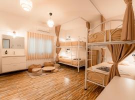 Blessings Home & Café, hotel v destinaci Haad Pleayleam