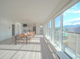 Glee Niseko LUX condo 羊蹄山一望 新築 駐車場完備, hotel v destinaci Kutčan