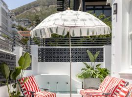 Petit Pineapple House, hotel in Cape Town