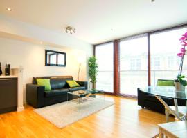 A picture of the hotel: Mitchell Street Glasgow Apartment