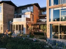 Dali Wuwei Puruohaijing Hotel大理无为普若海景酒店