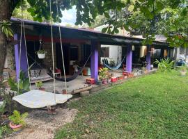 Passiflora Backpackers Samara, hotel v destinaci Sámara