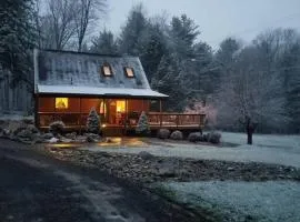 Cozy Cabin By the Slopes