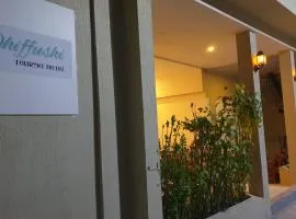 Dhiffushi Tourist Hotel