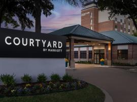 Courtyard Dallas Addison Quorum Drive, hotell Addisonis