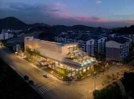 Huangguoshu Duobei Yunshe Hotel