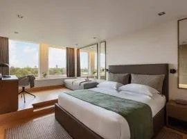 Royal Garden Hotel