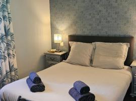 DILIGENCE, ξενοδοχείο σε Valady