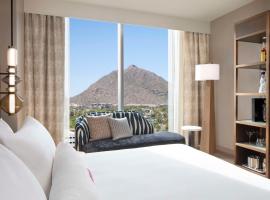 Caesars Republic Scottsdale, a Hilton Hotel, hotel in Scottsdale