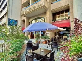 Midtown Hotel & Suites