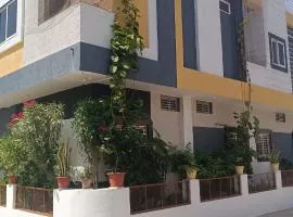 Shivaksh Rental Flats and Rooms- Best Hotel in Bhawani Mandi