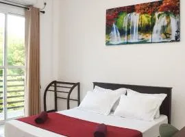 Solid Hotel Boralasgamuwa