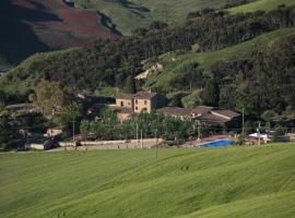 A picture of the hotel: Agriturismo Monaco Di Mezzo