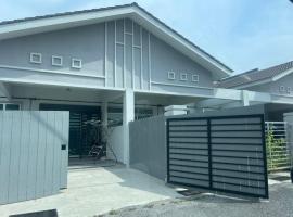Bestari Bliss Homestay MELAYU ONLY, Hotel in Bemban