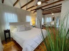 An authentic, rustic luxurious little single family home in Old Town. All yours.