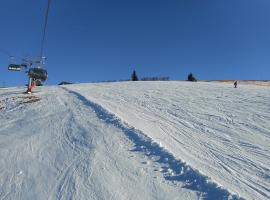 Villa Relax am See, hotell sihtkohas Bodensdorf