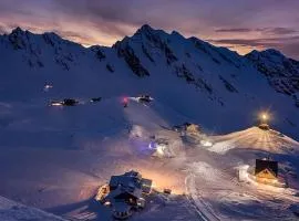 Hotel of Ice Transylvania