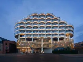 Atour Hotel Haikou Longhua Jinniuling Park