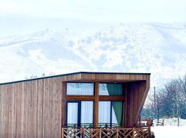 Eco-hotel AQBULAQ, hotell sihtkohas Kaynazarka