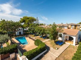 Bungalows ses malves, ξενοδοχείο σε Cala en Blanes