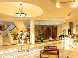 Majestic Cove Hotel - Formerly Le Méridien Fairway, hotel in Dubai