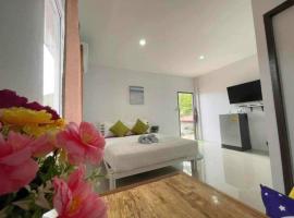 บ้านพักแม่หมูเกาะล้าน, Hotel in Koh Larn