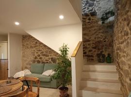 Ao Carón do Camiño, hotel in Padrón