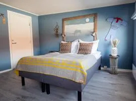 8 Seasons Hotel