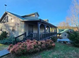 Lodge At Tellico