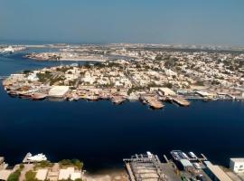 Al Khor Tower Apartment, hotel in Ajman