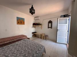 Amazigh beach house, hotel in Nador