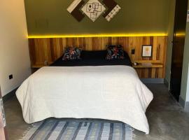 CHALÉS SÃO ROQUE - Pet Friendly, hotel en São Roque