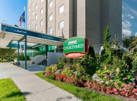 Courtyard by Marriott New York JFK Airport, khách sạn ở Queens