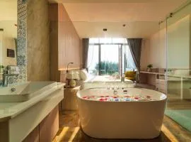 Koh Talu On Shore Hotel & Resort