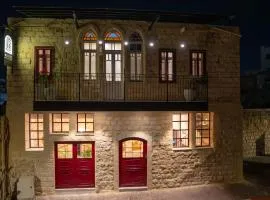 Roots Boutique Hotel