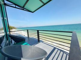 C smile samed resort, hotel in Ko Samed