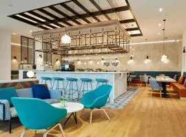 Courtyard by Marriott Luton Airport