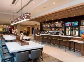 Courtyard by Marriott Holland Downtown