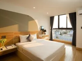 FIRST Studio Hotel Da Nang