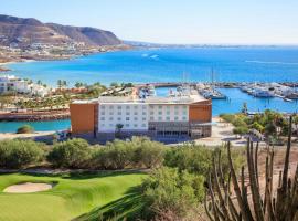 Courtyard by Marriott La Paz Baja California Sur, hotel in La Paz