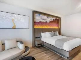 The Valor, an Ascend Collection Hotel