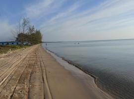 Villa Sunset Boulevard, hotel i Phumĭ Chroŭy Svay