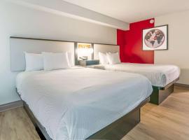 Ramada by Wyndham Kingston、キングストンのホテル